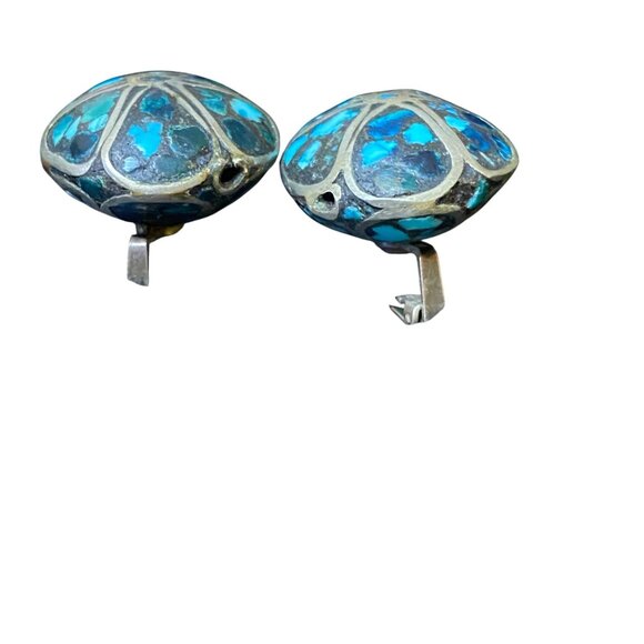 1" x .75" Vintage Sterling Silver Indian Clip-On Earrings With Crushed Turquoise - Picture 3 of 8